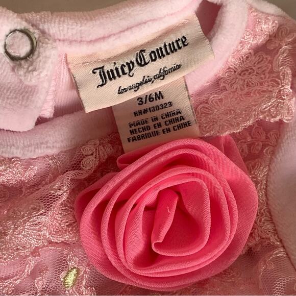 Juicy Couture Warm Plush Pink One Piece Zippered| 3-6 month | Gold Booties - Picture 3 of 12